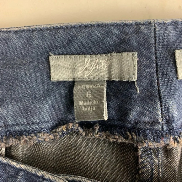 J.Jill Genuine  Fit At The Waist Stretch Capri’s 6 - Picture 3 of 7